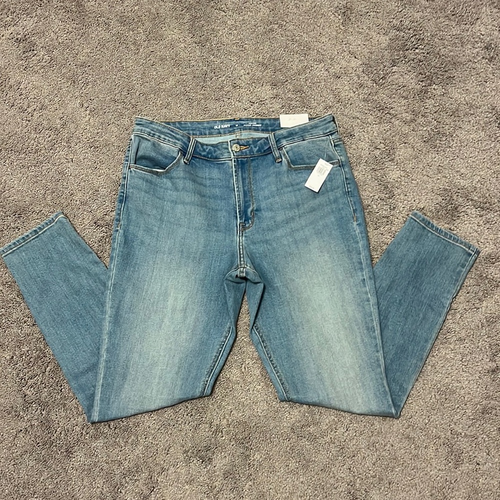 Old Navy Womens High-Rise Super Skinny Jeans. Size 12. NWT